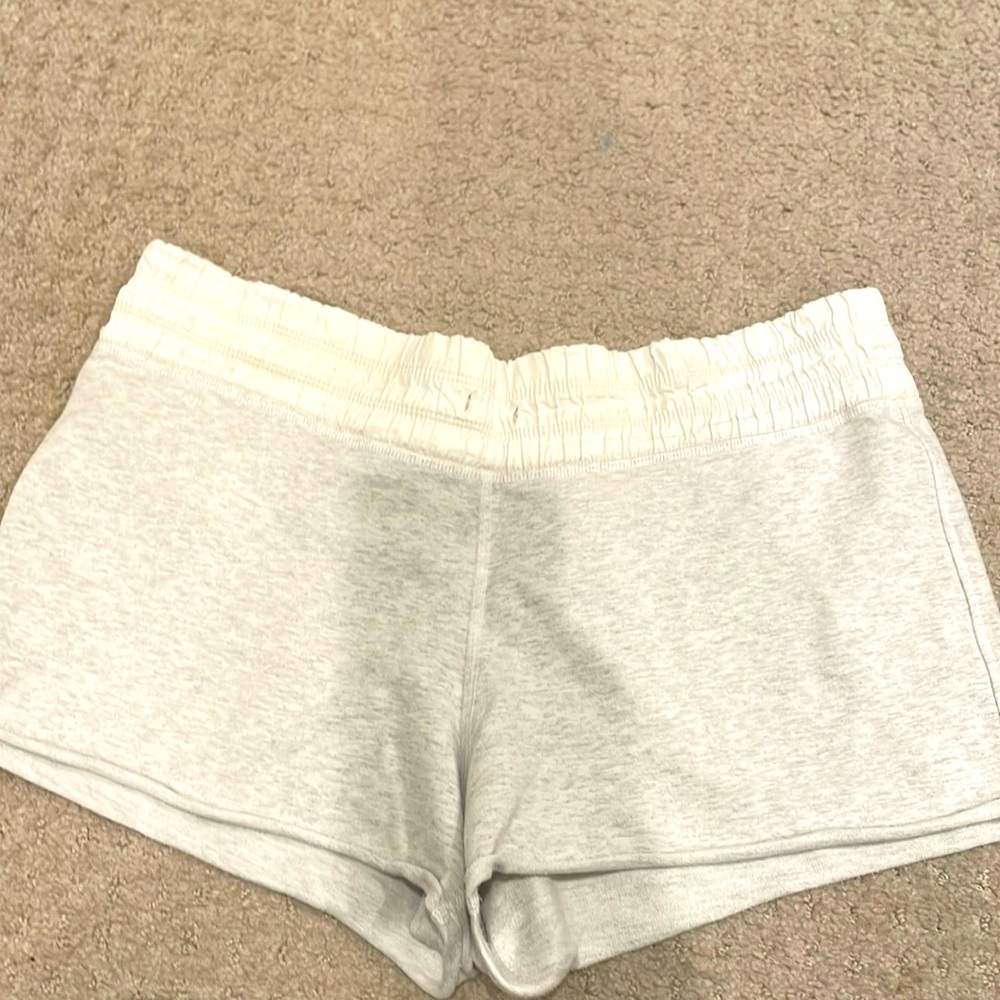Light gray cotton lululemon shorts